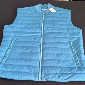 J CREW , PERFORMANCE , NWT ,  VEST , PERFECT CONDITION , I HAVE 2